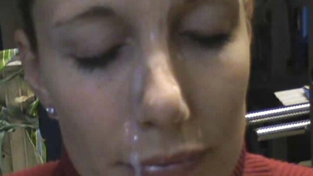 Petra court II porno gratuit pere et fille