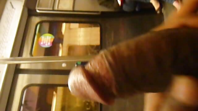Cutie blonde film porno français gratuits baisée et facialized