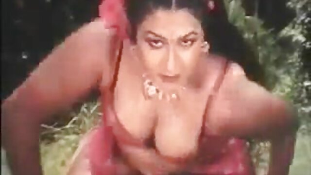 Laura Michaels et Vickie film pornos francais Powell