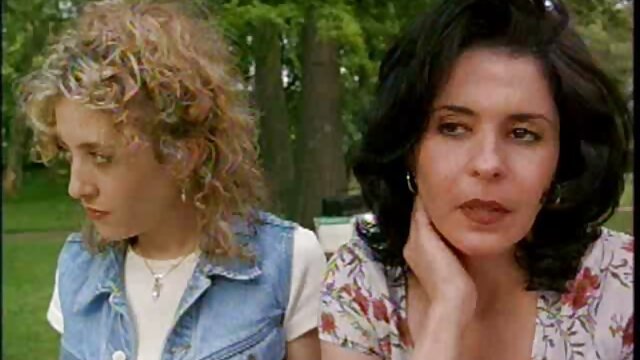 Scène film x gratuit pornovore de sexe et cul de Sharon Stone (de l'instinct de base)