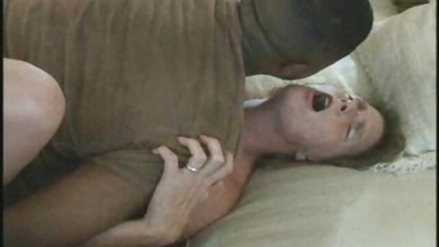 AnalAcrobats film porno romantique gratuit Lesbian 3Way Gapes, Rosebud et ÉNORME gode!