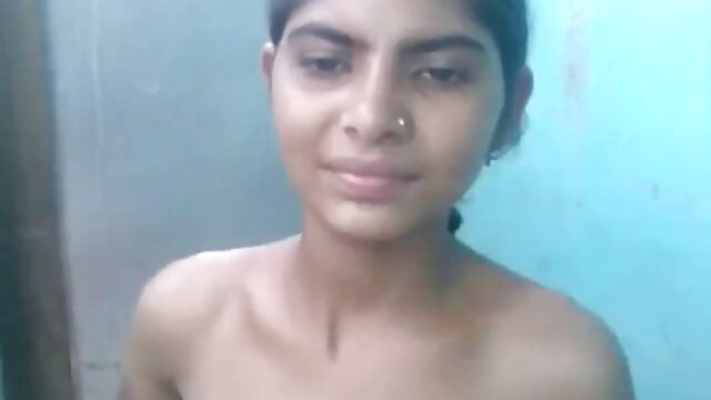 Amateur enculé sex filme gratuit étiré par un groupe éjacule dur