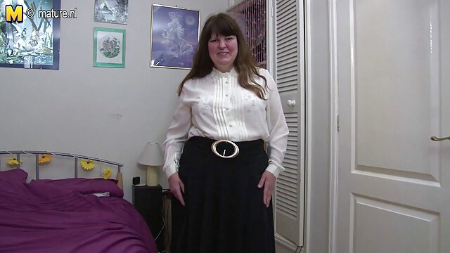 2 femmes s'amusent avec film de sexe gratuit français un cul de crossdresser